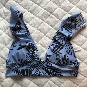 NWT Aerie triangle bikini top